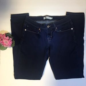 Levi’s 524 Skinny Jeans 👖💕💕